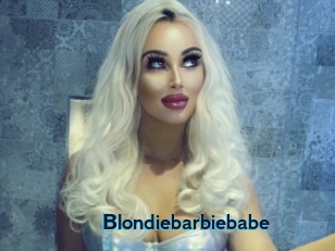 Blondiebarbiebabe