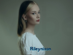 rileynixon Voyeur Beurette